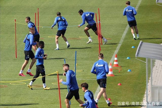 王思聪卸任万达产投董事，六年内已三度退出“万达系”决策层